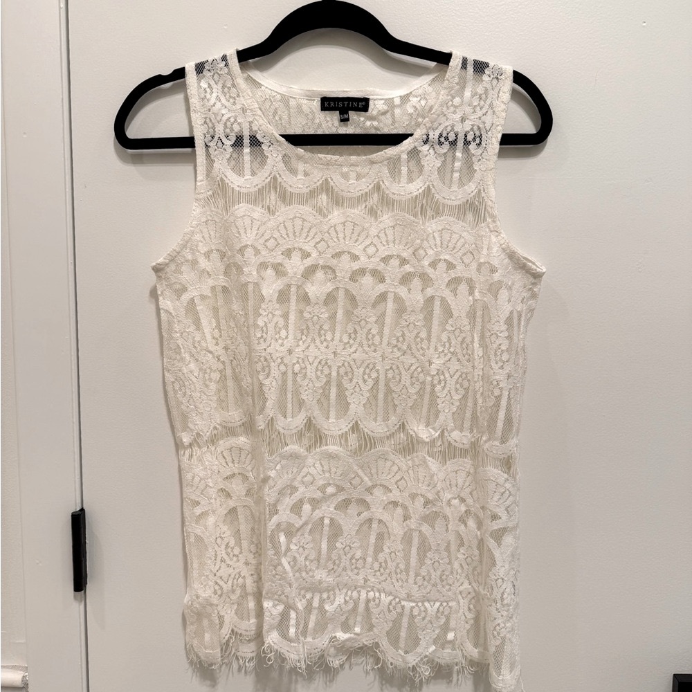Like new! White Lace Sleeveless Top